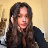 Alina ✮⋆˙