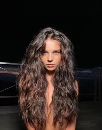 Ana Vavx