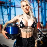 Bella 🏎️
