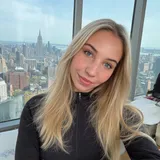 Emma Peach ♡🇩🇪