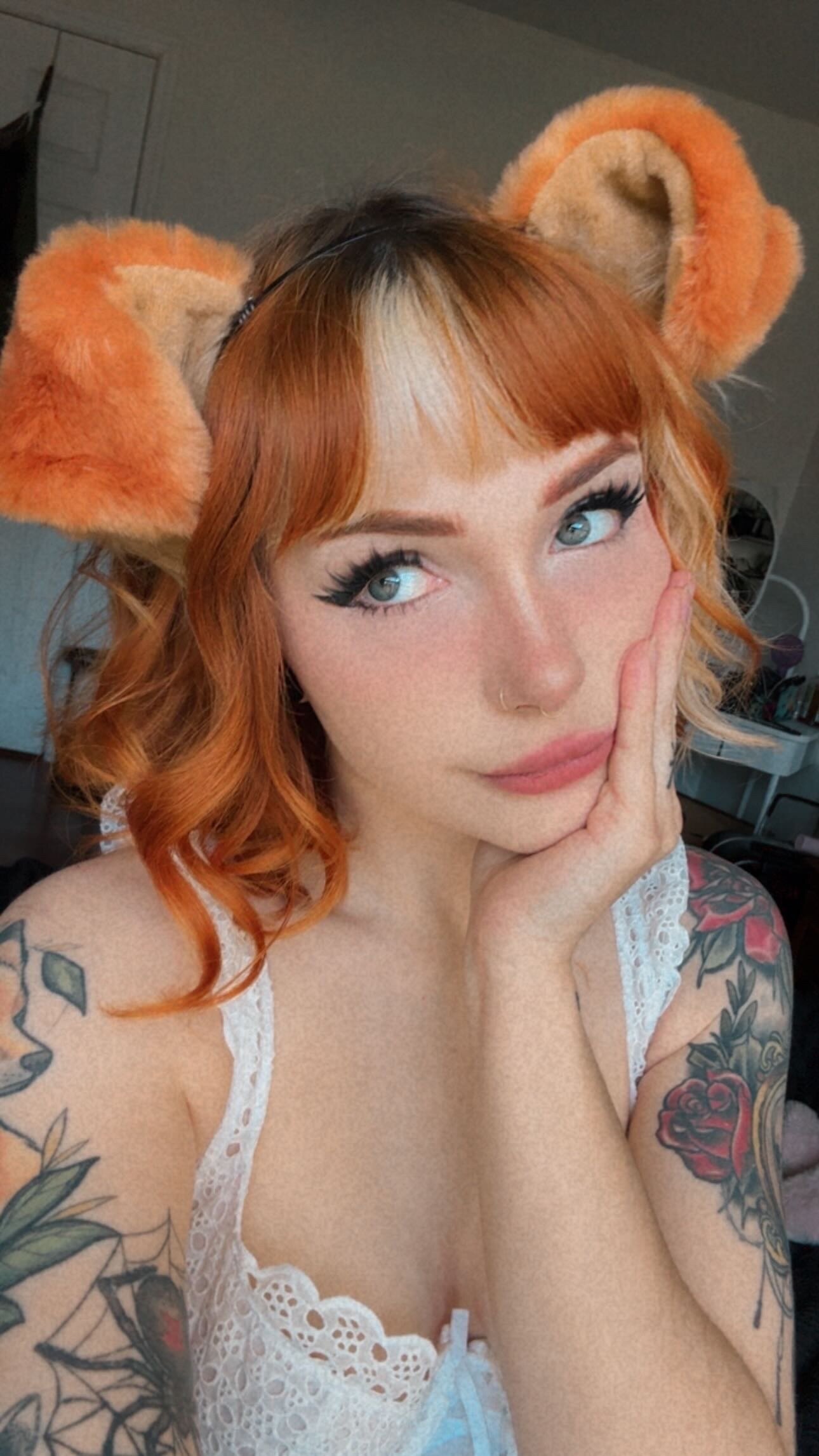 Elise Tails