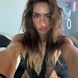 Autumn🤍RATED #1 SEXY &amp; STRONG ON OF🥇