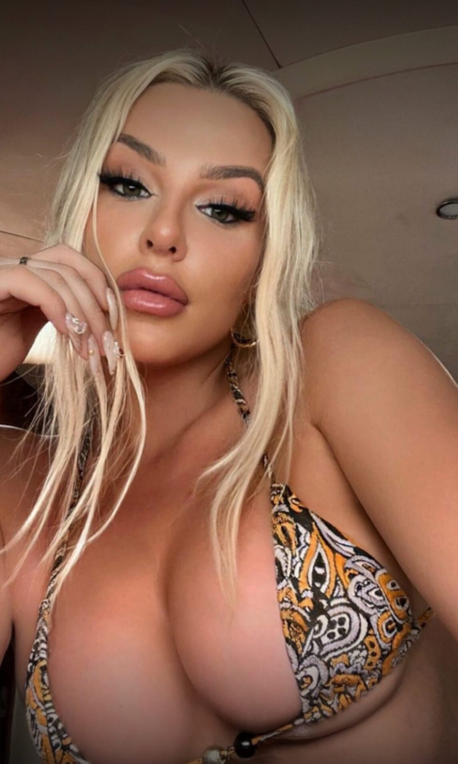 ❤️‍🔥 tana mongeau